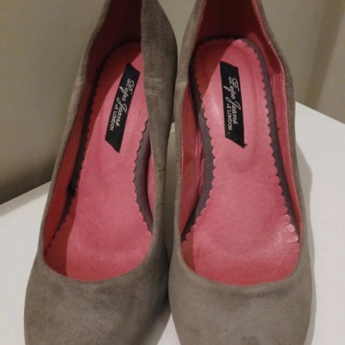Pepe Jeans suede pumps with leather sole and insole like new, gray