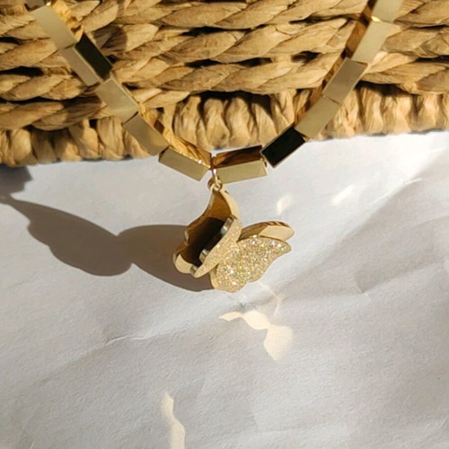 Steel necklace new, gold and silver color