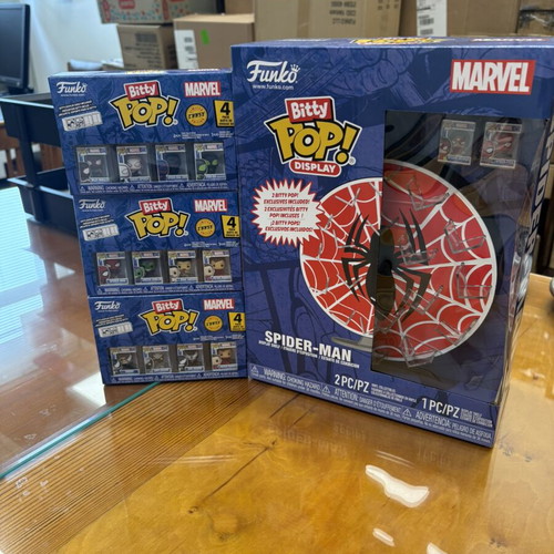 Bitty Pop! Spider-Man with 3 Marvel boxes like new