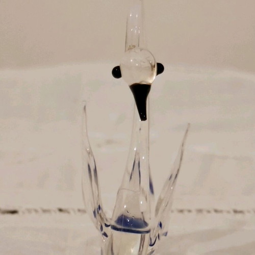 Glass Swan Decorative Figurine like new