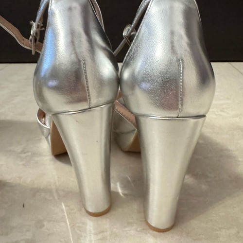 Silver platform sandals size 37 new, 12 cm heel height