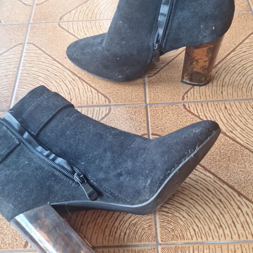 Women's fashion ankle boots like new size 39