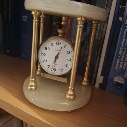 Vintage Europa mechanical analog table clock like new