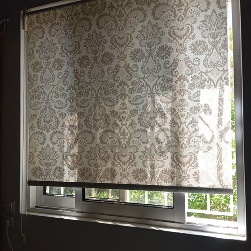 Roller blind with chain mechanism like new, 1.20x1.50 m