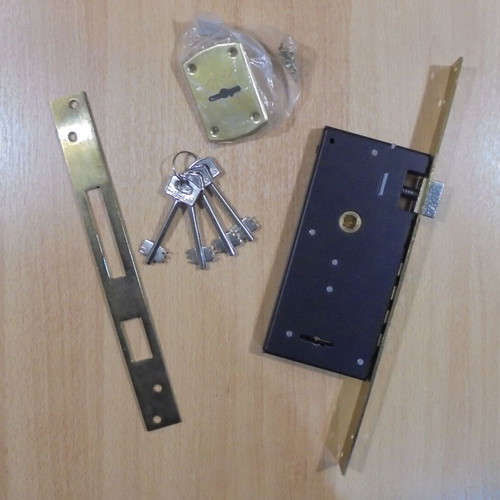 Securemme 2017 Italian mortise security lock 4 pins, 2 turns with 4 keys like new