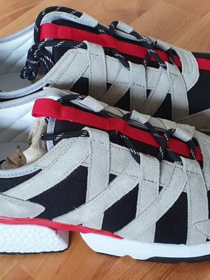 Ted Baker Παπούτσια Sneakers Athletic Lace Up London σαν καινούργια, μέγεθος 44, γκρι-κόκκινο-μπλε
