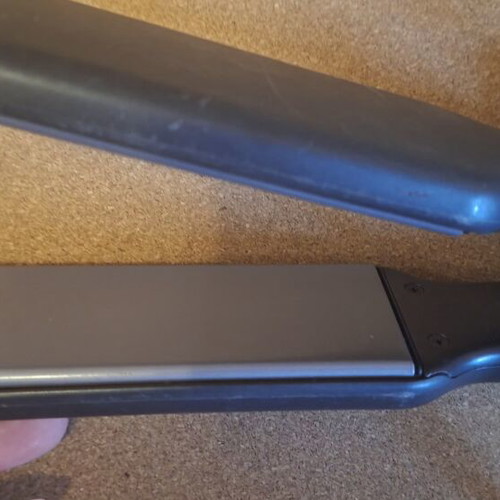 Remington hair straightener