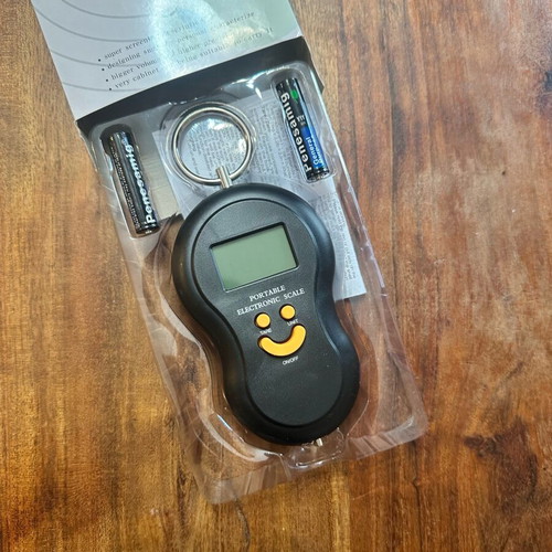 Travel sack scale new, black, accurate weight measurement