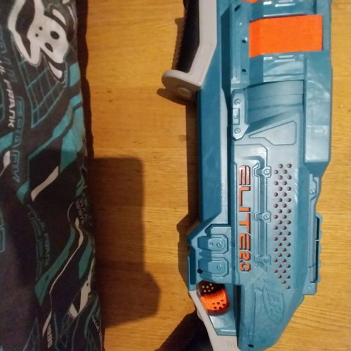 Toy guns used, in very good condition