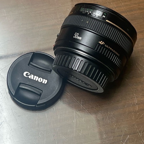 Canon EF 50mm f/1.4 USM used lens