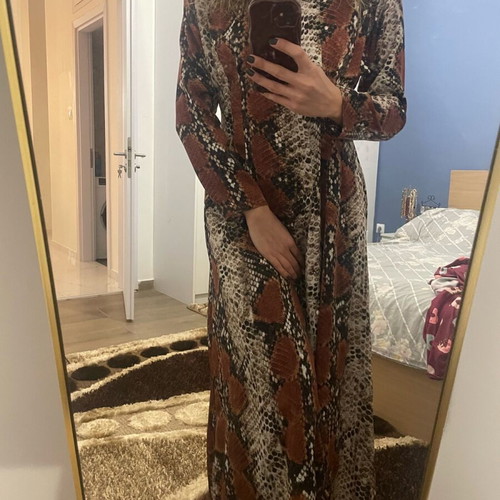 Long mid-length dress Mango like new, multicolored