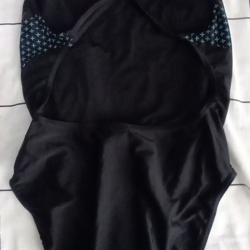 Speedo women's black one-piece swimsuit new, sizes 38/40