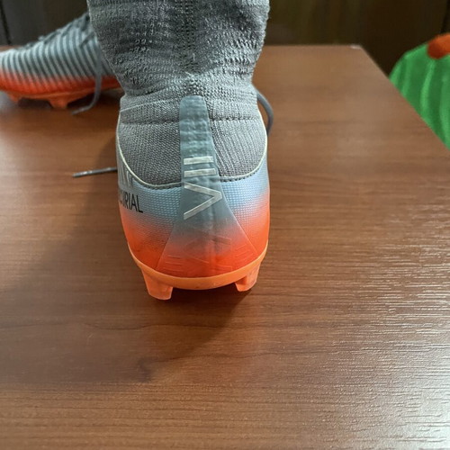 Nike Mercurial CR7 football boots, size 38, grey