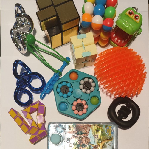 Anti-stress fidget toy set, like new, pack of 12