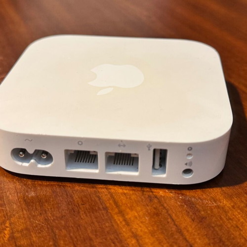 Apple AirPort Express 802.11n (2nd Generation) A1392 used