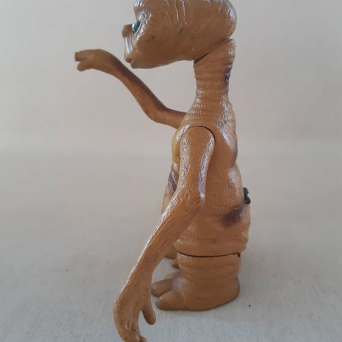 Vintage plastic figure E.T the Extra-Terrestrial used, missing part