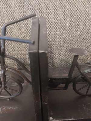 Metal Bicycle Bookend like new, rustic industrial style