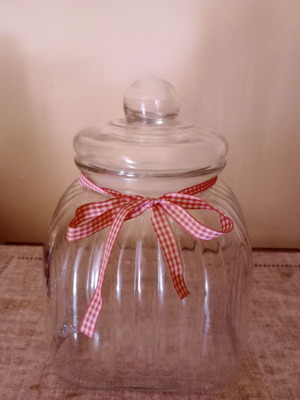 Glass cookie jar with airtight lid, new, vintage style