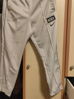 Nike pants like new, size M, black and gray