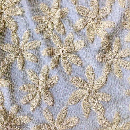 Southbeach set shorts-top S like new, yellow lace design