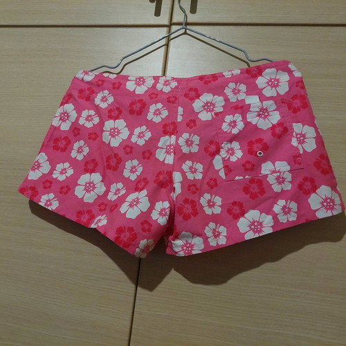 Holy Bird women's shorts pink with white flowers, size Large, like new