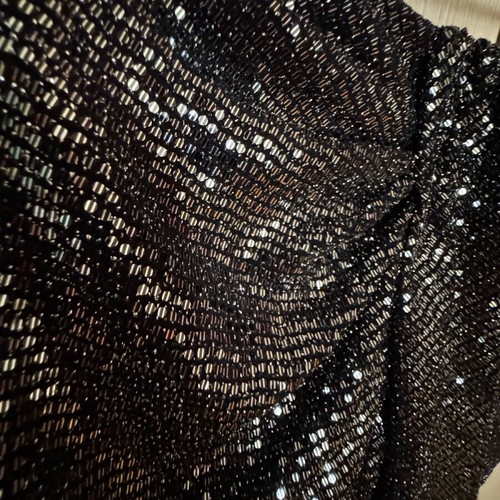 Zara skirt short like new, black with silver metallic details