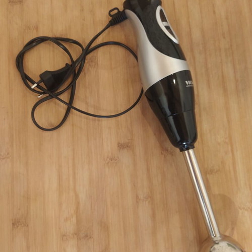 Vicko Hand Blender 2 Speeds like new