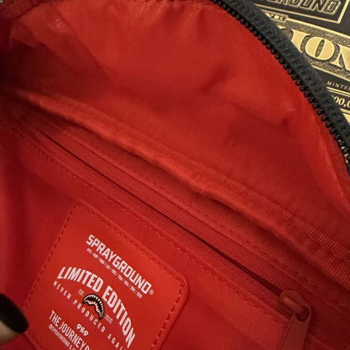 Sprayground Split Cybershark Savvy bag like new, colorful, medium size