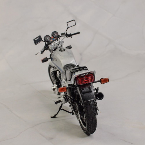 Honda CB750F Custom Tuned Tamiya 1:12 Model New