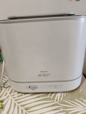 Avent sterilizer like new