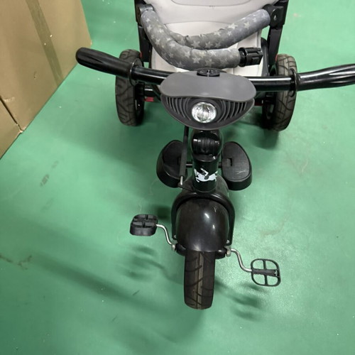 Multifunctional stroller trike used for children