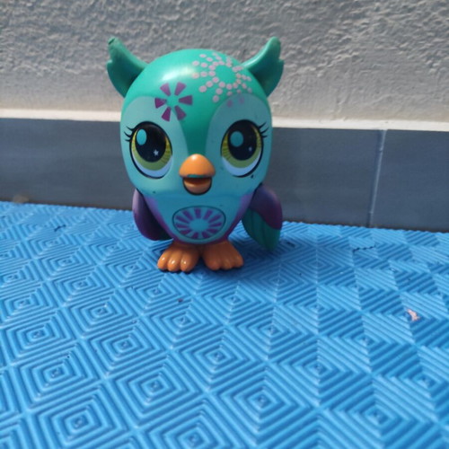 Plastic owl figure like new, colorful