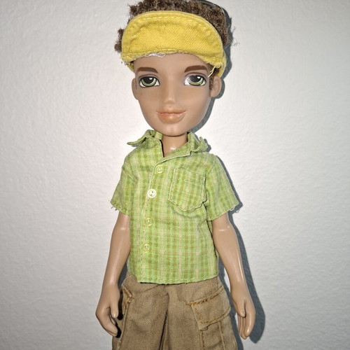 Bratz Boy Dylan doll used with original clothes missing parts