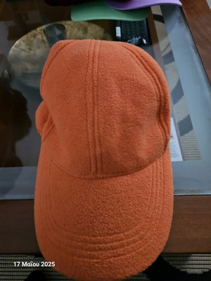 Winter hat new orange one size