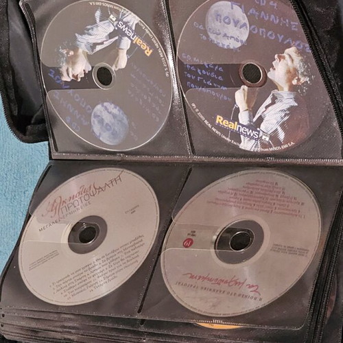Greek CD collection like new, about 100 rembetika and laiko
