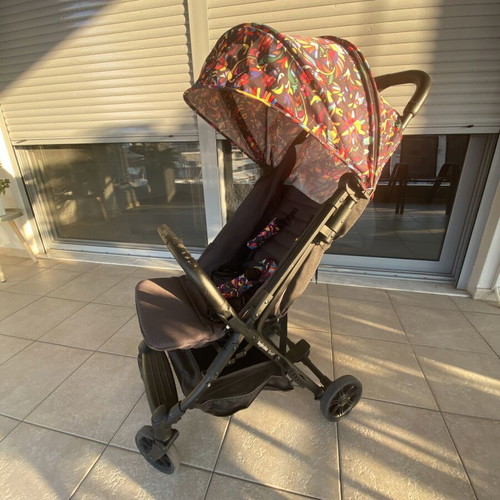 Inglesina Quid² Maya Black stroller