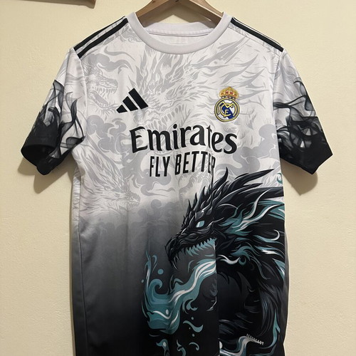 Real Madrid football jersey, official replica, size M