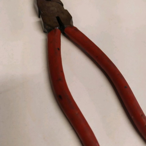 Metal pliers used, 16 centimeters height