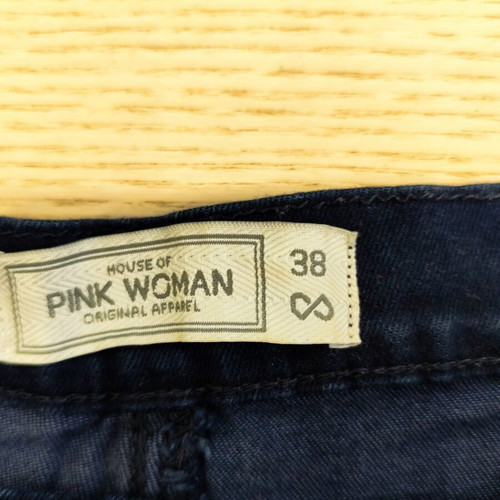 Pink Woman pin up denim shorts, like new, dark blue, size M