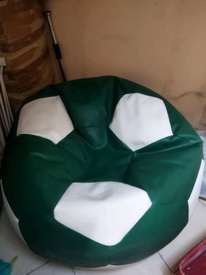 Pouf green-white XL like new football pattern