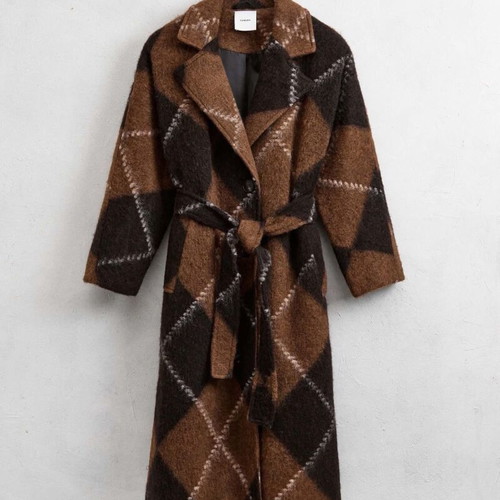 Wool coat new with lining, very soft and warm, brown, size M