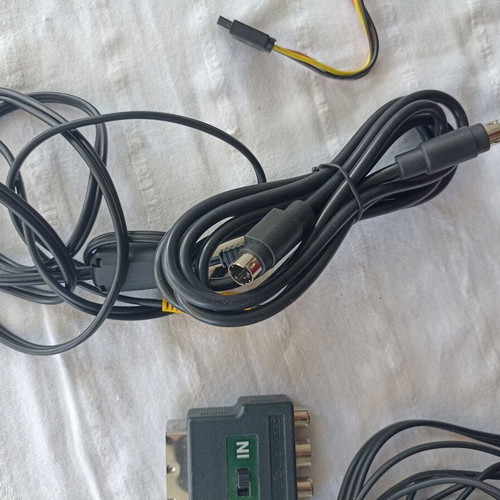 Audio-video cables pack of 8 used with adapters plus 4 antenna cables gift