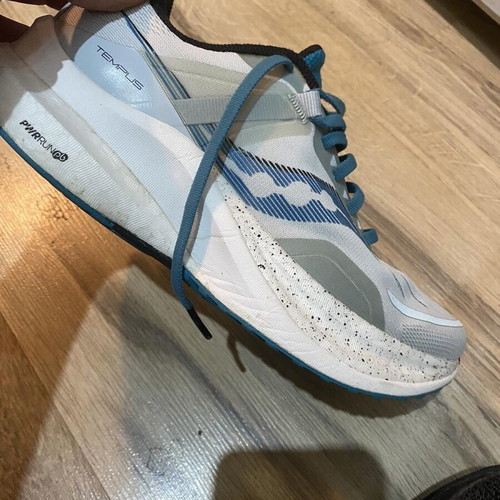 Saucony Tempus running shoes like new, size 38.5, white and blue
