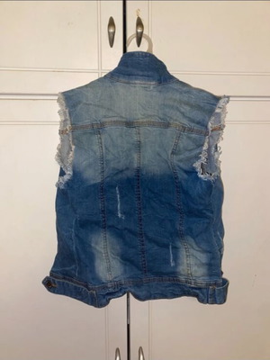 Denim jacket Pink Woman size S like new, blue sleeveless