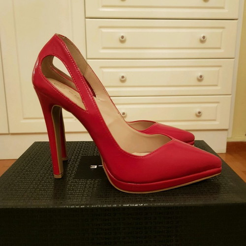Envie Shoes red patent leather pumps new size 38