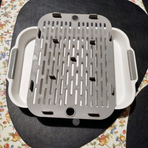 Small rodent toilet like new, plastic with removable grate