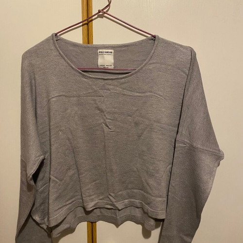 PullnBear Medium gray cropped sweater like new