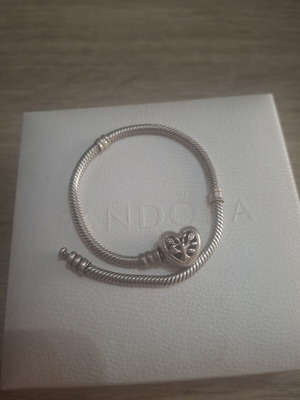 Pandora bracelet 19 cm with heart clasp and family tree zirconia