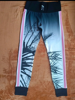 Спортни клинове Bodytalk размер L като нови, черни многоцветни