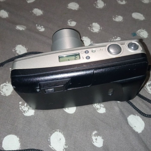 Olympus Superzoom 70G used camera for repair or spare parts